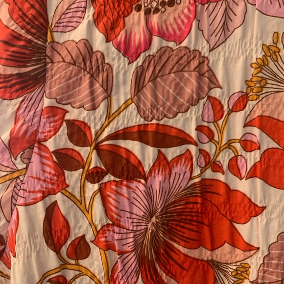 ZARA Pink and Red Floral Dress. Size M - Picture 2 of 3